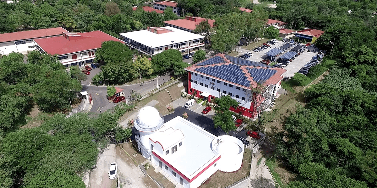 Universidad Don Bosco (UDB)