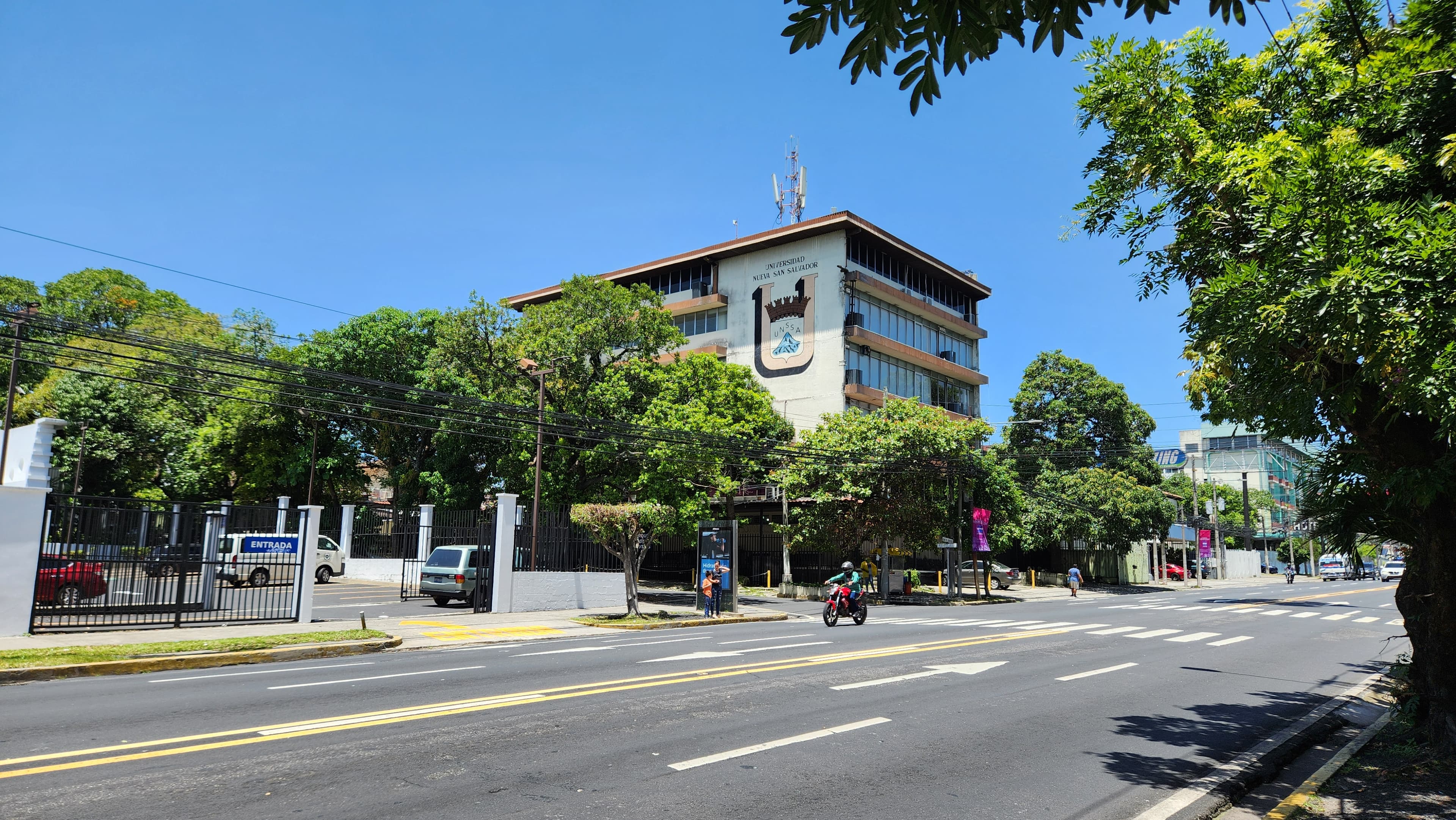 Universidad Nueva San Salvador (UNSSA)