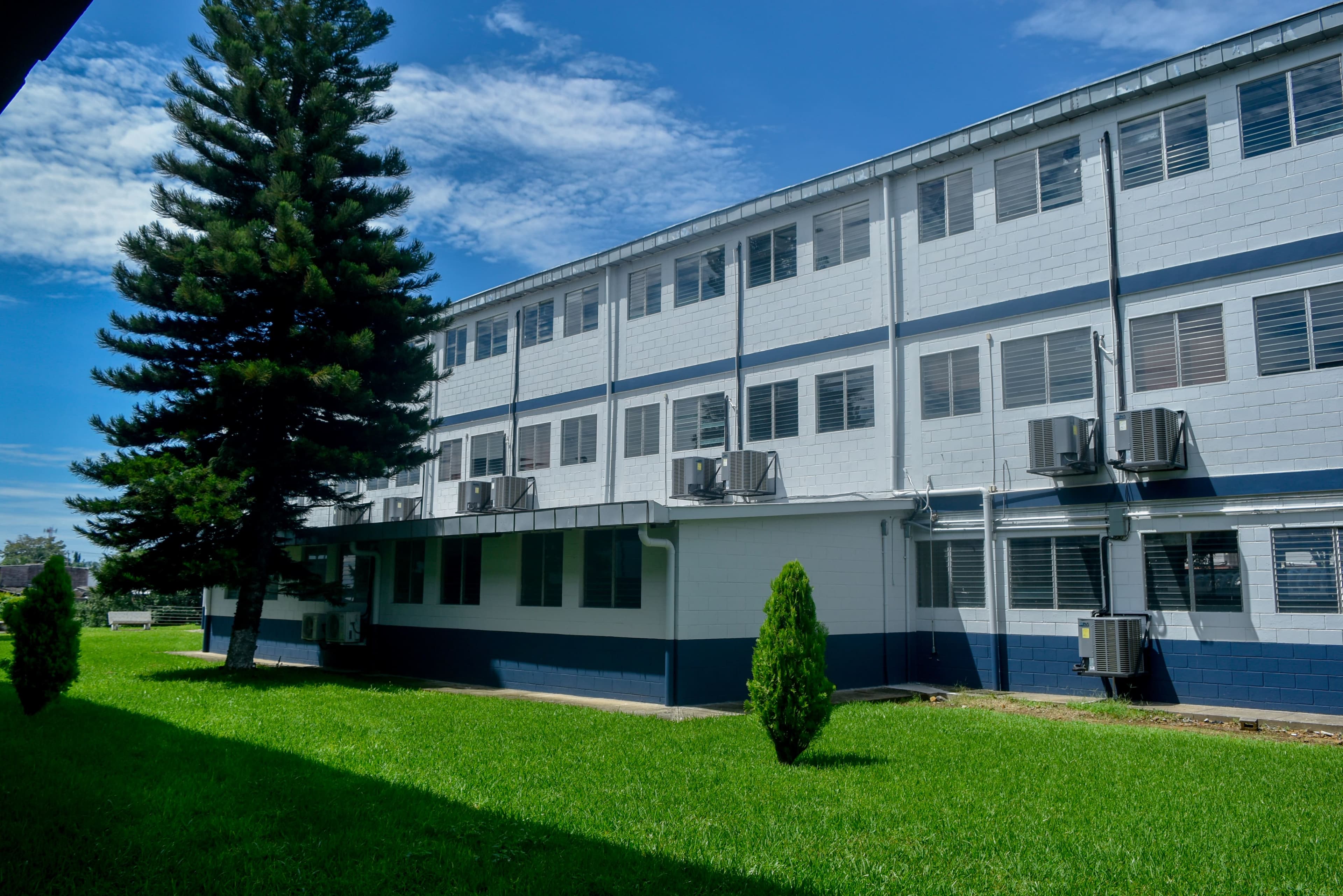 Universidad de Sonsonate (USO)